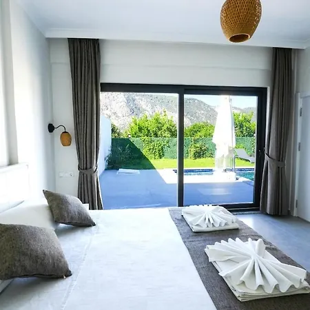 Nature Lux Villa